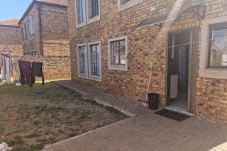 4 Bedroom Property for Sale in Theresa Park Gauteng