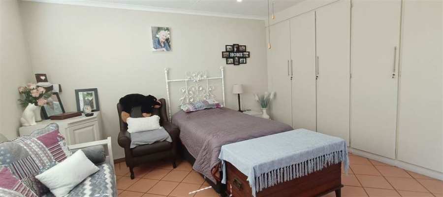 5 Bedroom Property for Sale in Theresa Park Gauteng