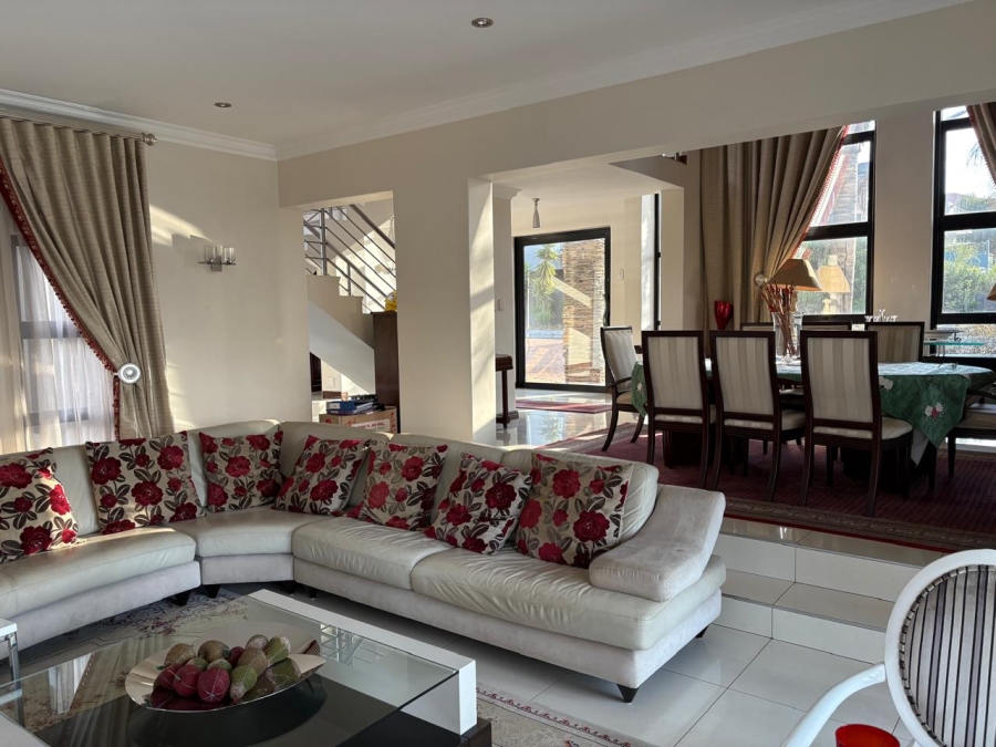 To Let 5 Bedroom Property for Rent in Verresig Country Estate Gauteng
