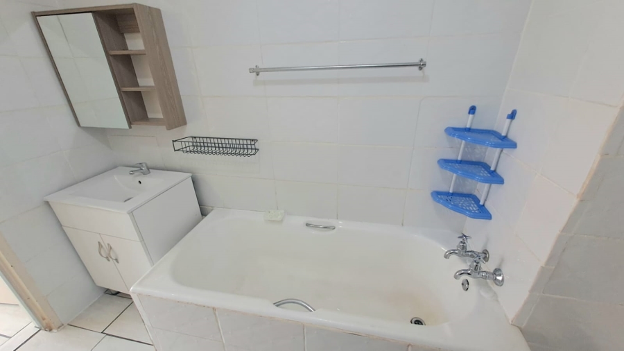 1 Bedroom Property for Sale in Vereeniging Gauteng