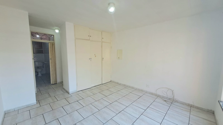 1 Bedroom Property for Sale in Vereeniging Gauteng