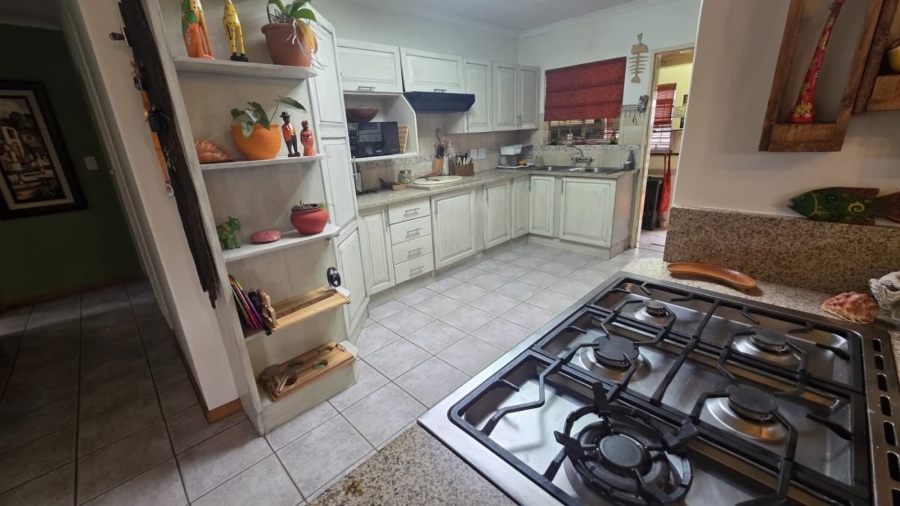 3 Bedroom Property for Sale in Sinoville Gauteng