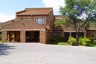 9 Bedroom Property for Sale in Annlin Gauteng