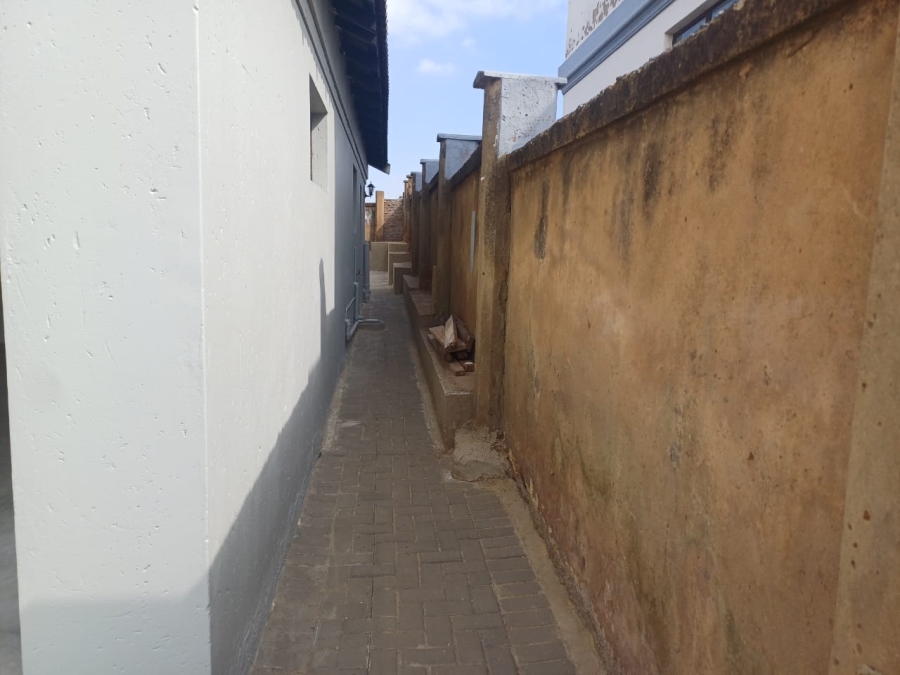To Let 3 Bedroom Property for Rent in Munsieville South Gauteng