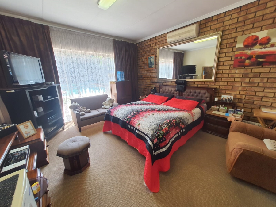 4 Bedroom Property for Sale in Vanderbijlpark SE Gauteng