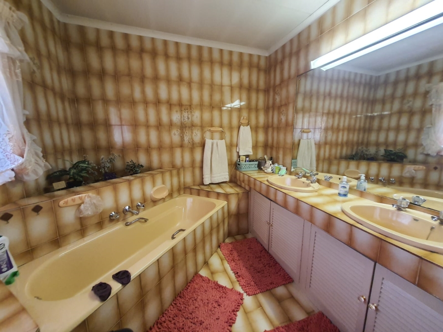 4 Bedroom Property for Sale in Vanderbijlpark SE Gauteng