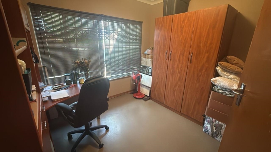 3 Bedroom Property for Sale in Monument Park Gauteng