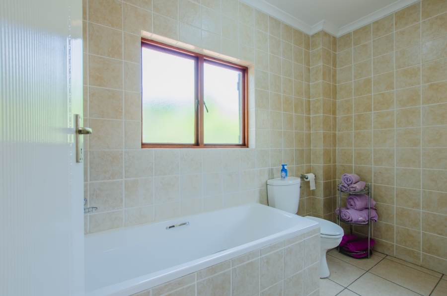 4 Bedroom Property for Sale in Rietvalleirand Gauteng