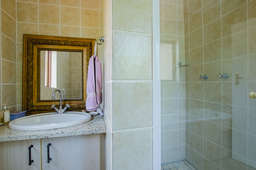 4 Bedroom Property for Sale in Rietvalleirand Gauteng