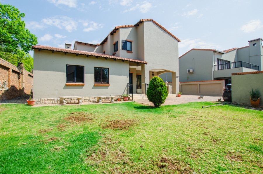 4 Bedroom Property for Sale in Rietvalleirand Gauteng