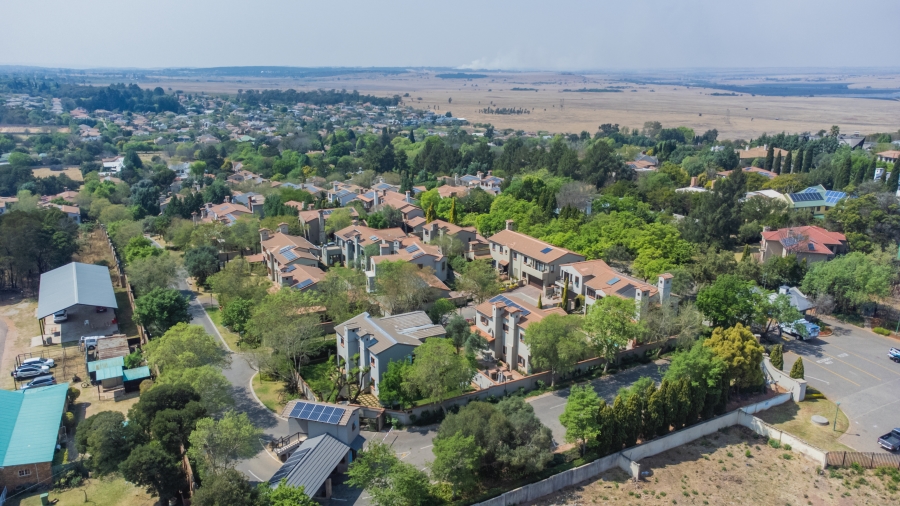 4 Bedroom Property for Sale in Rietvalleirand Gauteng