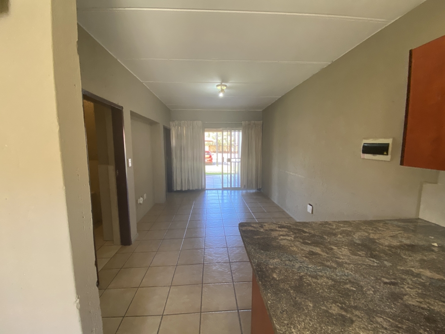 2 Bedroom Property for Sale in Comet Gauteng