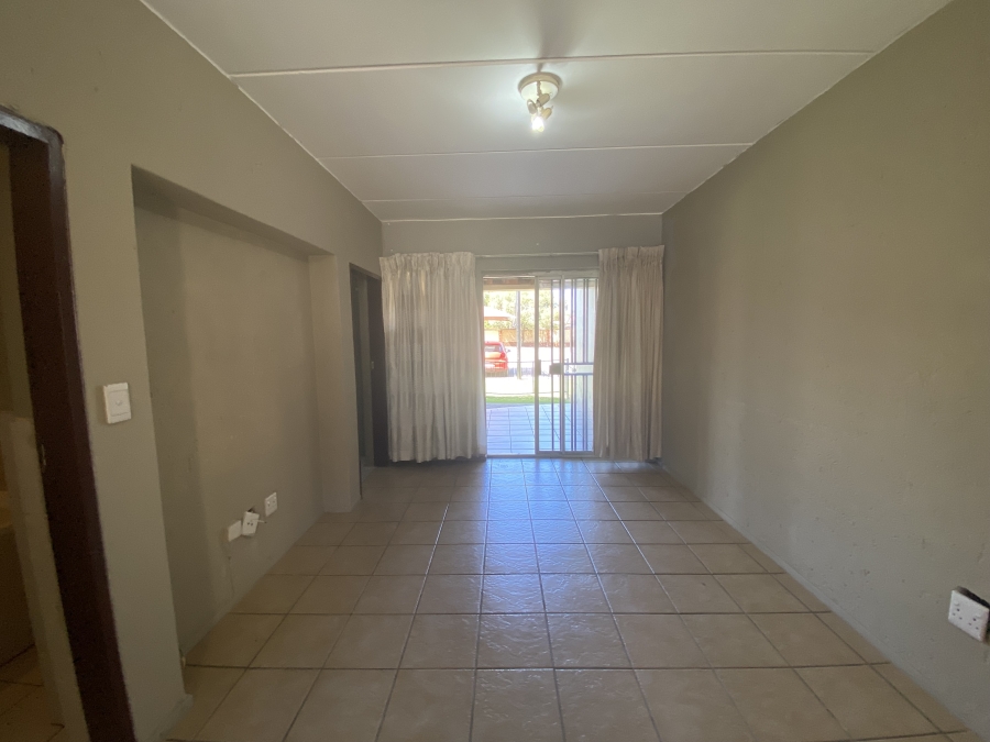 2 Bedroom Property for Sale in Comet Gauteng