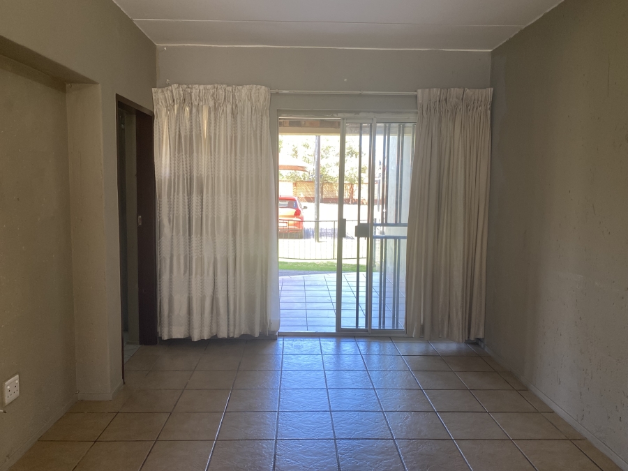 2 Bedroom Property for Sale in Comet Gauteng