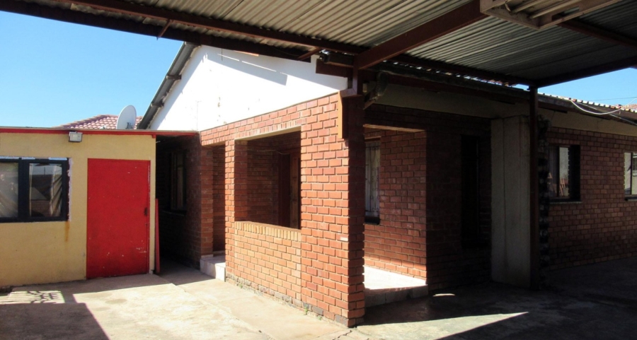 2 Bedroom Property for Sale in Soshanguve L Gauteng