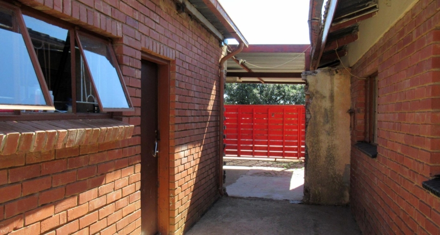 2 Bedroom Property for Sale in Soshanguve L Gauteng