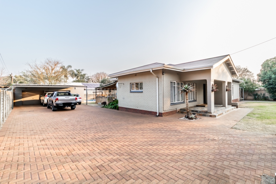 3 Bedroom Property for Sale in Rietfontein Gauteng