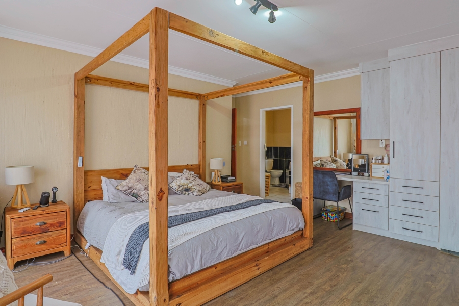 To Let 6 Bedroom Property for Rent in Irene Gauteng