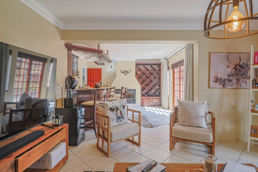 To Let 6 Bedroom Property for Rent in Irene Gauteng