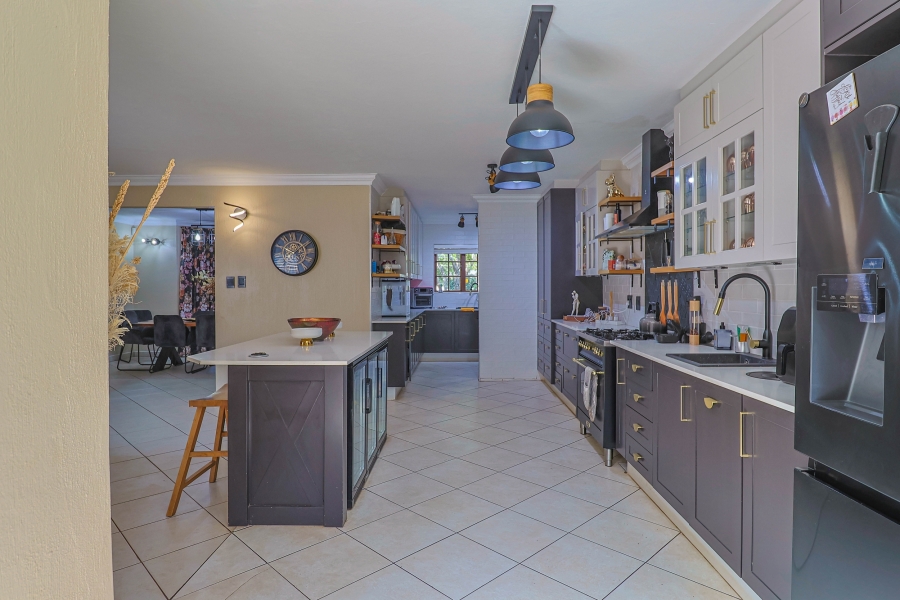 To Let 6 Bedroom Property for Rent in Irene Gauteng
