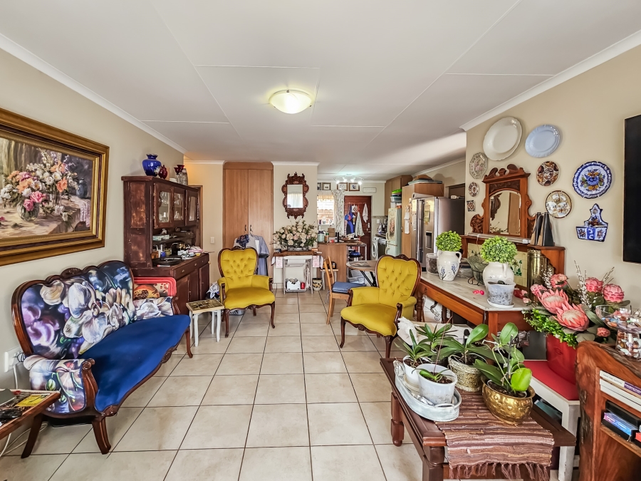 2 Bedroom Property for Sale in Montana Tuine Gauteng