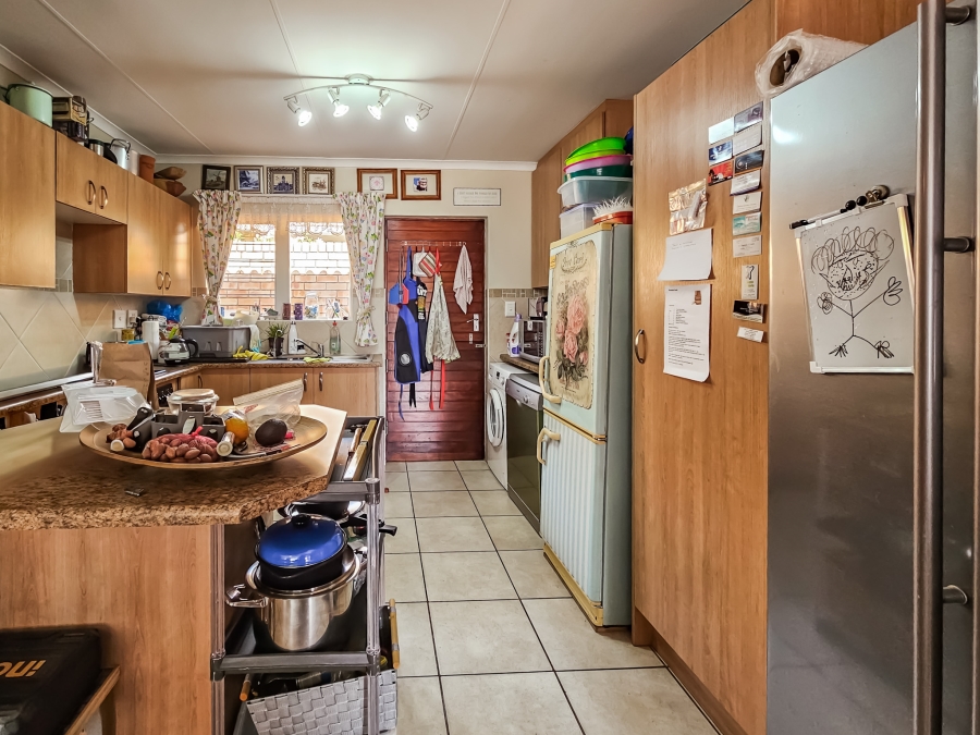 2 Bedroom Property for Sale in Montana Tuine Gauteng