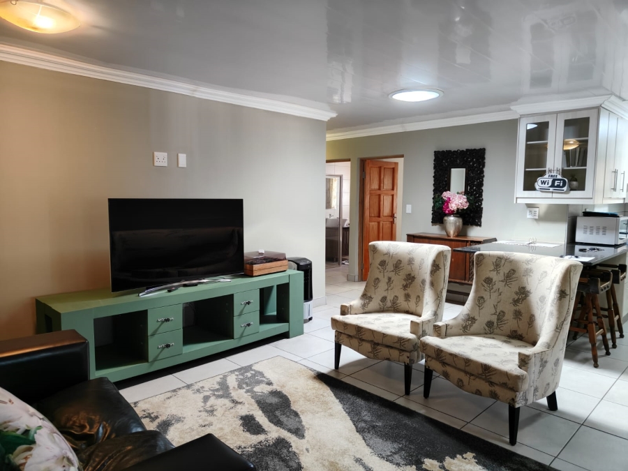 3 Bedroom Property for Sale in Three Rivers Proper Gauteng
