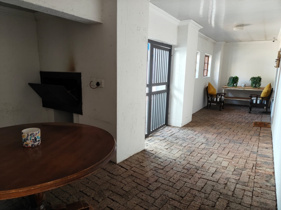 3 Bedroom Property for Sale in Three Rivers Proper Gauteng