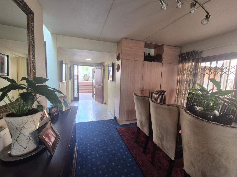 3 Bedroom Property for Sale in Wilro Park Gauteng