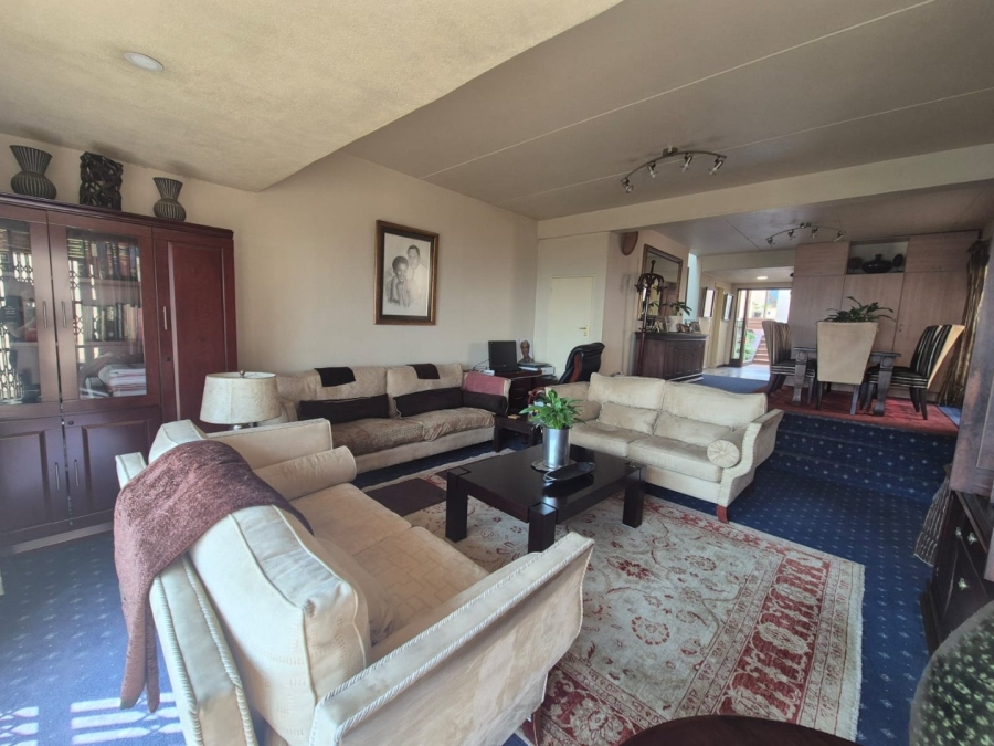3 Bedroom Property for Sale in Wilro Park Gauteng