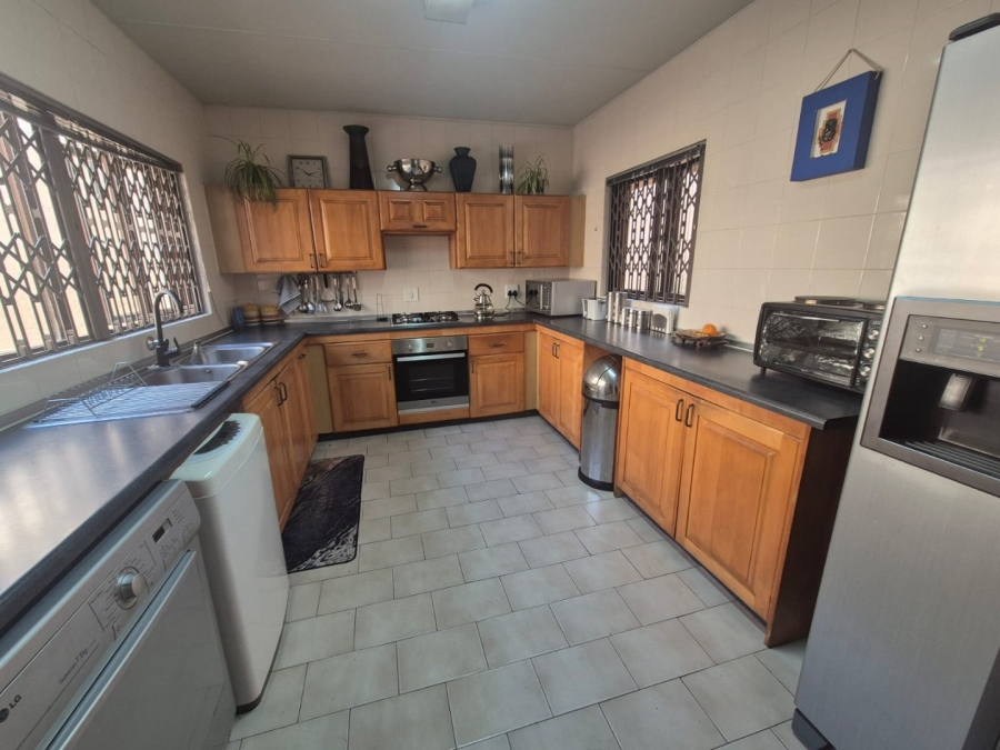 3 Bedroom Property for Sale in Wilro Park Gauteng