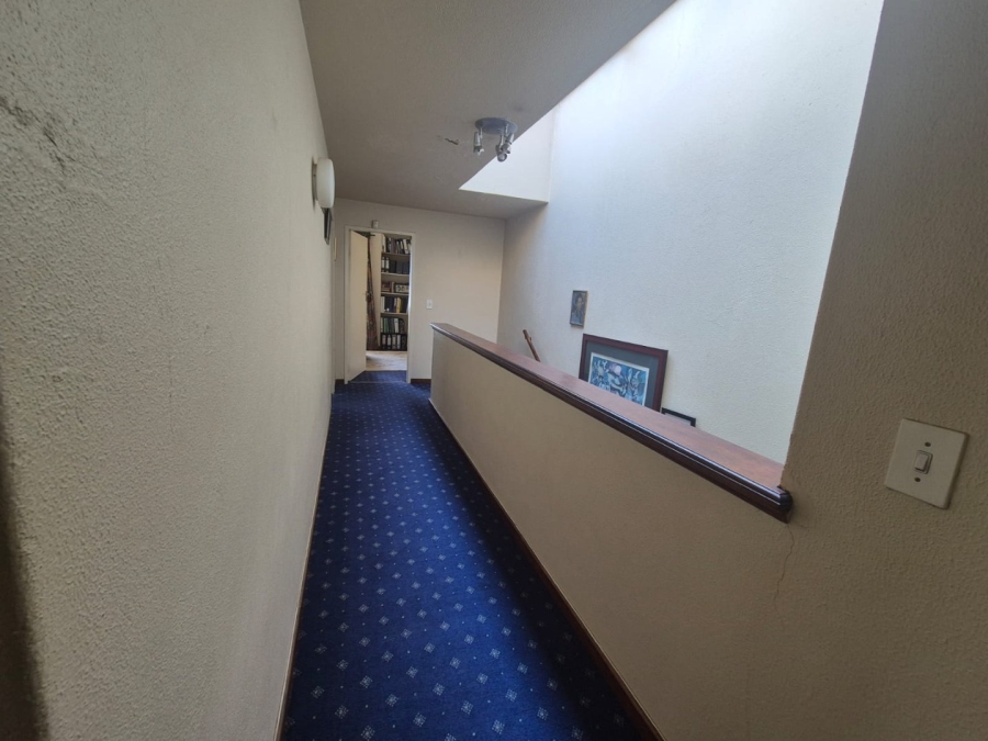 3 Bedroom Property for Sale in Wilro Park Gauteng