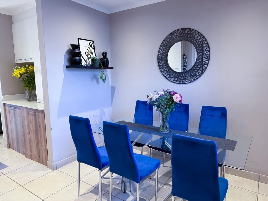To Let 2 Bedroom Property for Rent in Die Hoewes Gauteng