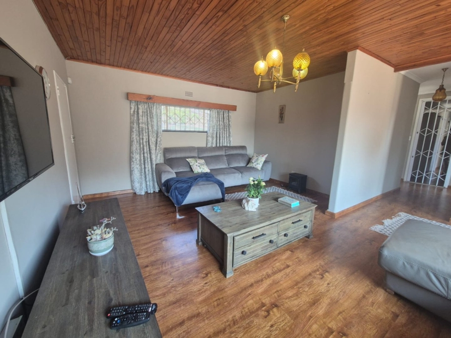 3 Bedroom Property for Sale in Wilro Park Gauteng