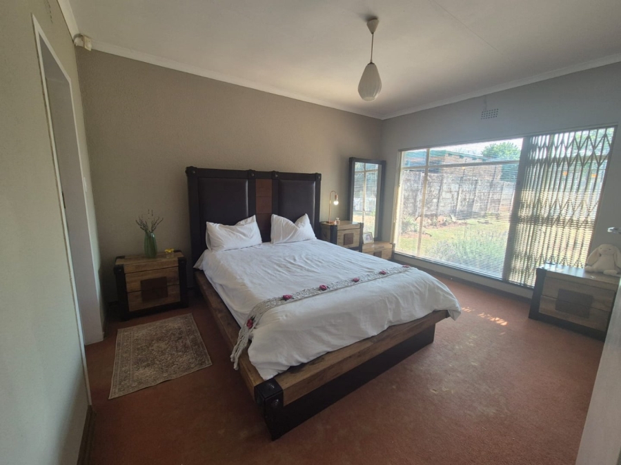 3 Bedroom Property for Sale in Wilro Park Gauteng