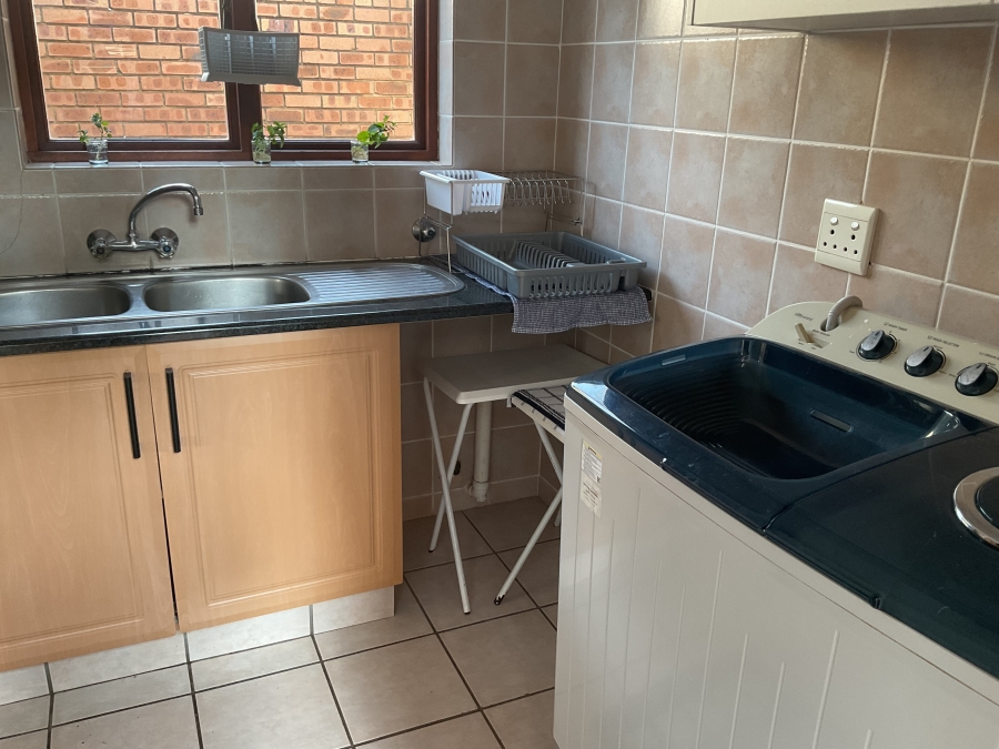 4 Bedroom Property for Sale in Silver Lakes Golf Estate Gauteng