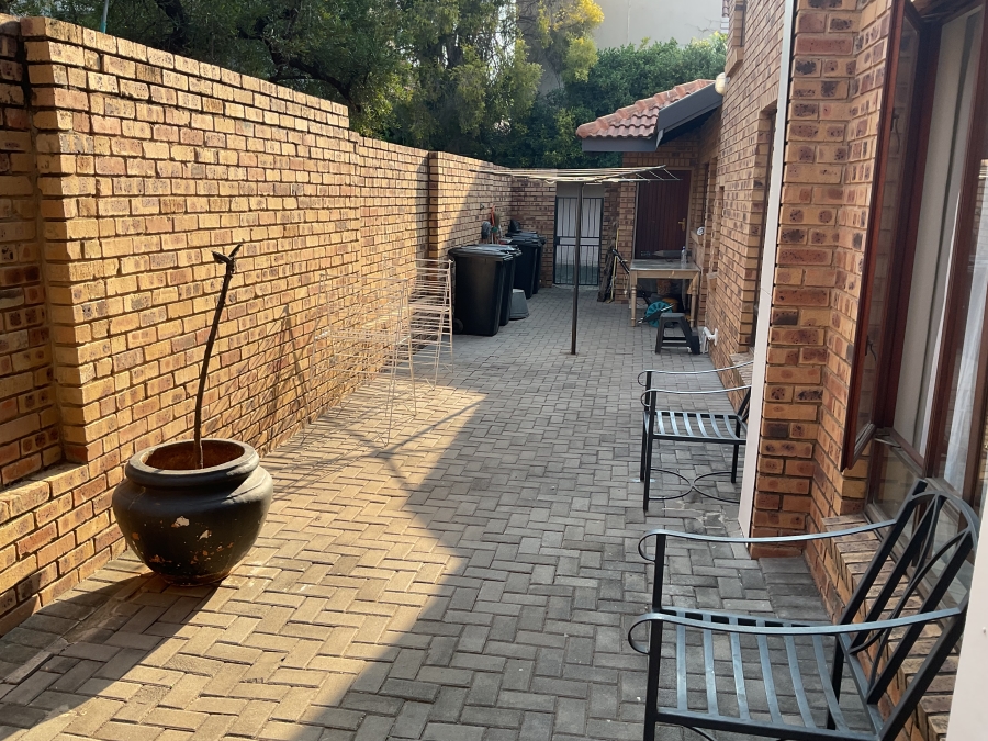 4 Bedroom Property for Sale in Silver Lakes Golf Estate Gauteng