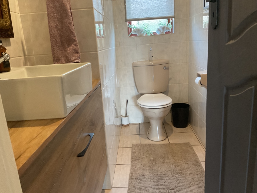 4 Bedroom Property for Sale in Silver Lakes Golf Estate Gauteng