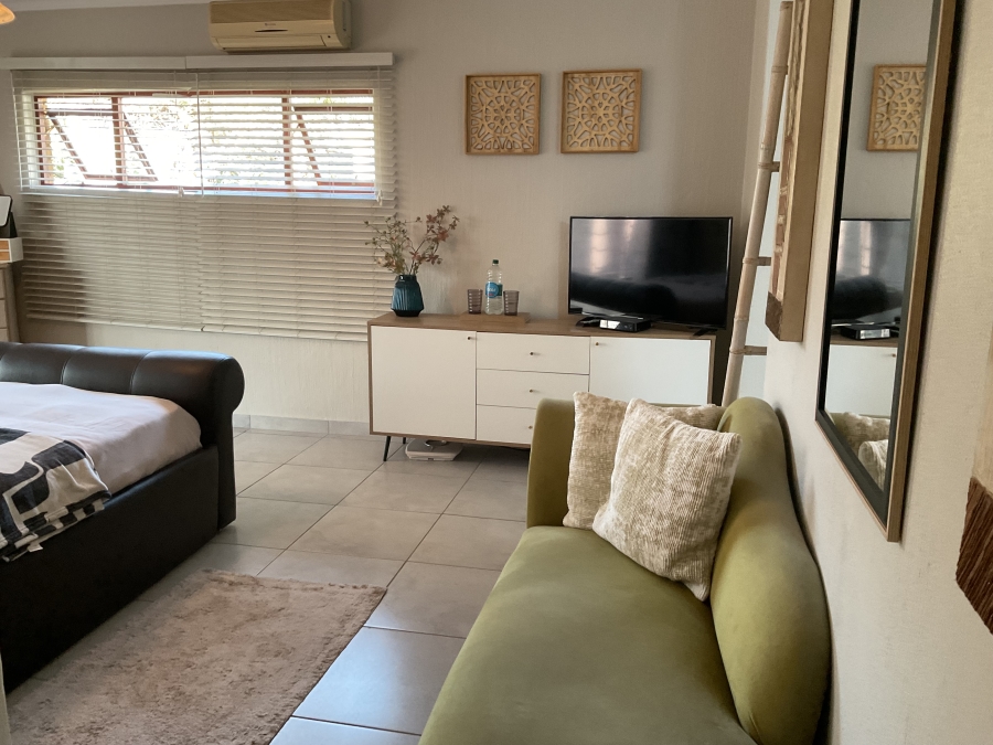 4 Bedroom Property for Sale in Silver Lakes Golf Estate Gauteng