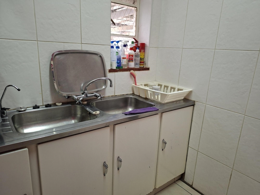 5 Bedroom Property for Sale in Brooklyn Gauteng