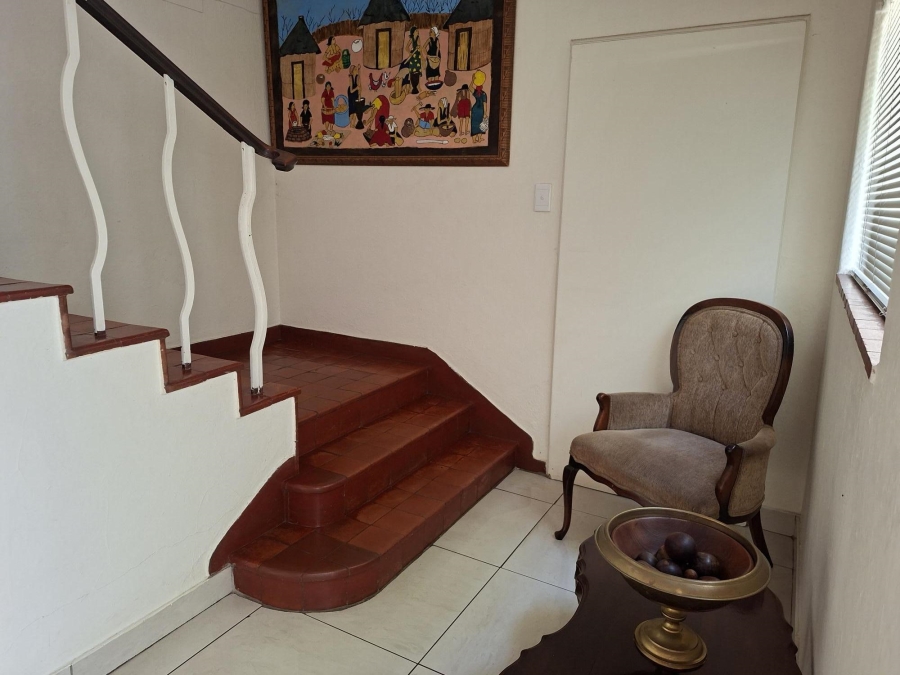 5 Bedroom Property for Sale in Brooklyn Gauteng