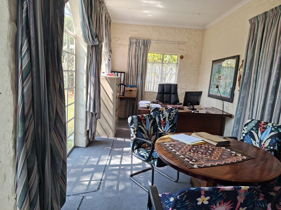 5 Bedroom Property for Sale in Brooklyn Gauteng