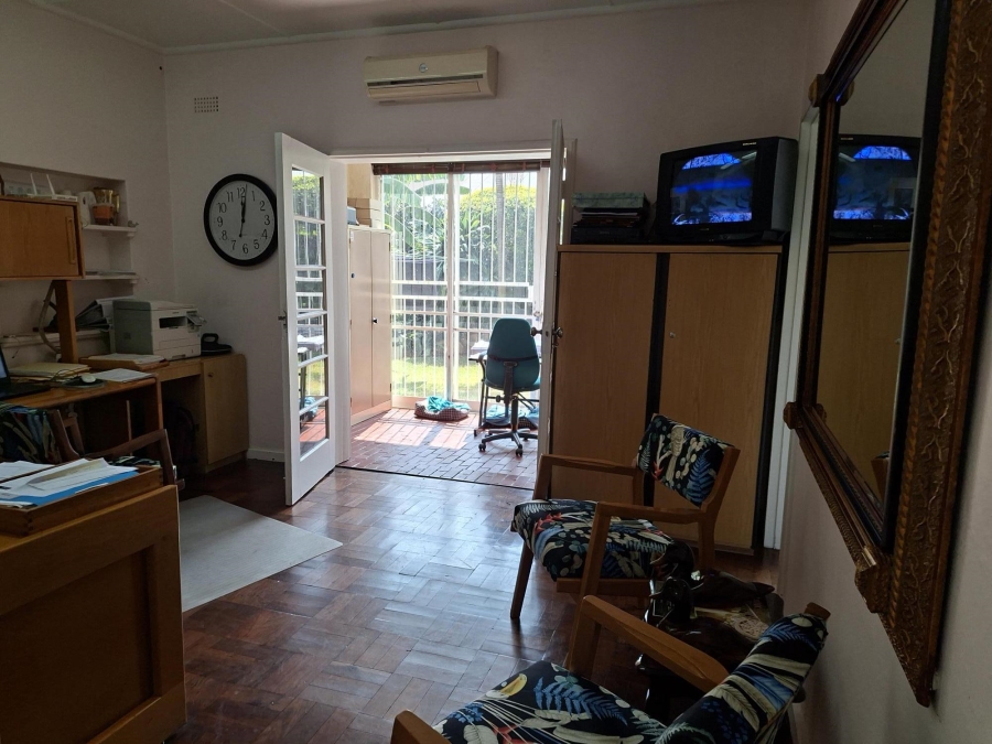 5 Bedroom Property for Sale in Brooklyn Gauteng