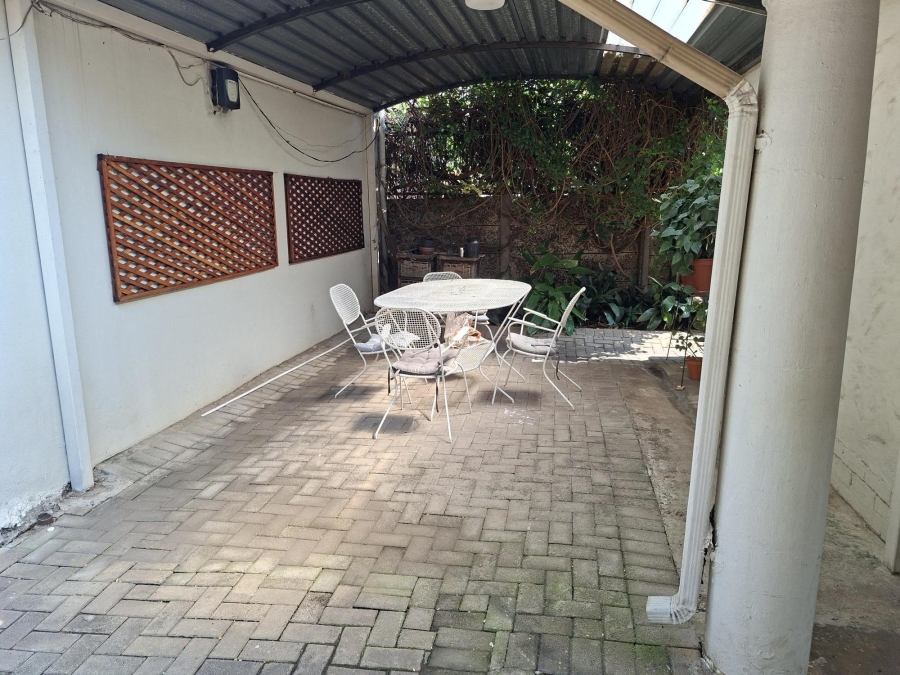 5 Bedroom Property for Sale in Brooklyn Gauteng