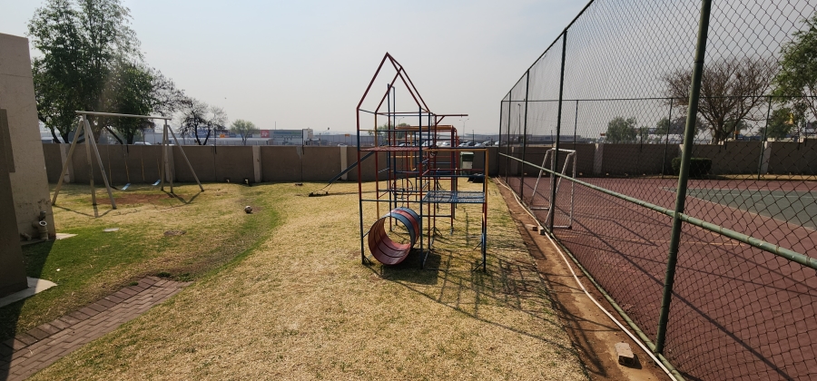 2 Bedroom Property for Sale in New Market Park Gauteng