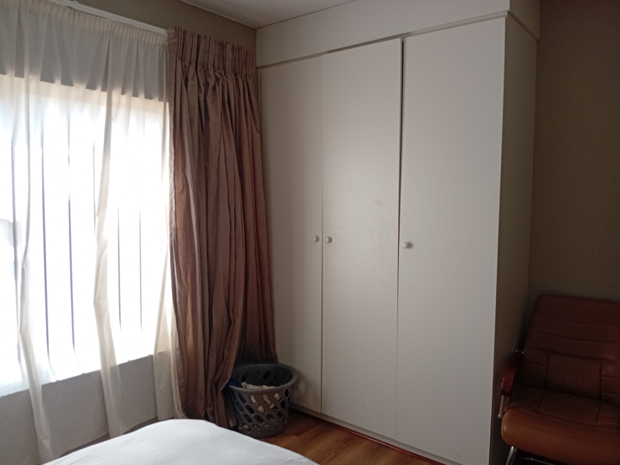 To Let 2 Bedroom Property for Rent in Glen Austin Gauteng