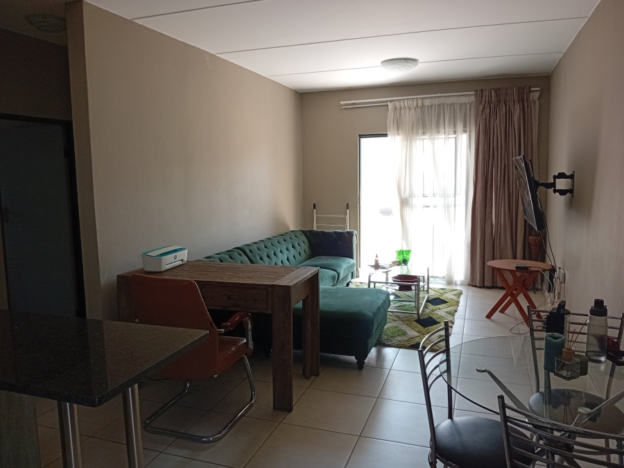 To Let 2 Bedroom Property for Rent in Glen Austin Gauteng