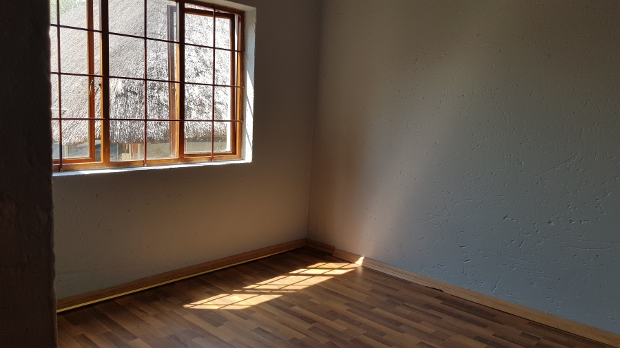 To Let 1 Bedroom Property for Rent in Greymont Gauteng