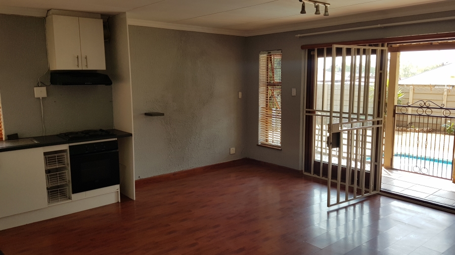 To Let 1 Bedroom Property for Rent in Greymont Gauteng