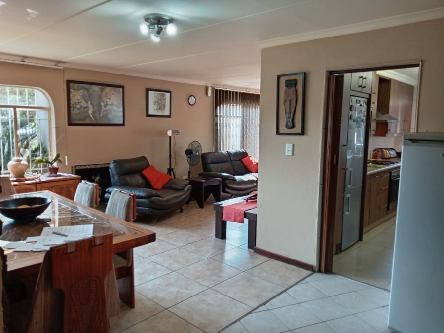 3 Bedroom Property for Sale in Witpoortjie Gauteng